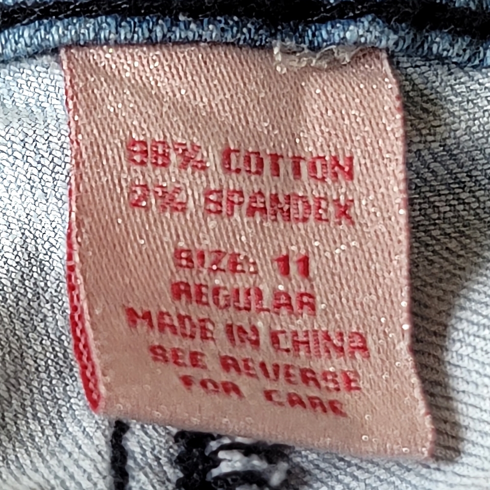 Women's Distressed and Ribbed Jeans Size 11 - Picture 8 of 9